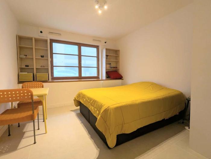 Studio centre de Paris 11