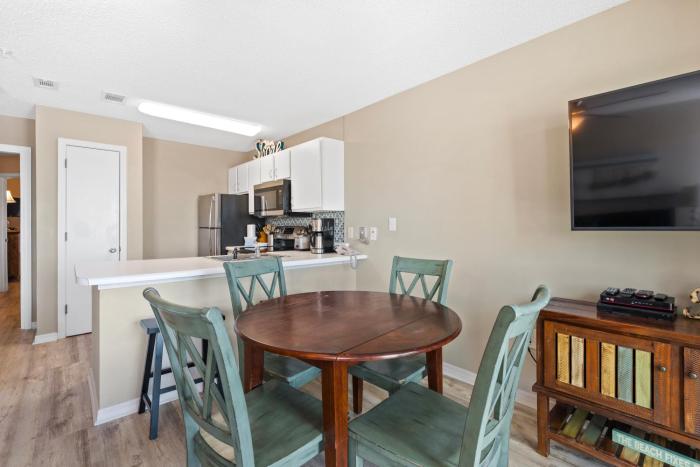 Grand Beach Resort 310 by Vacation Homes Collection