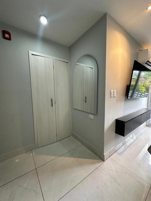 Ecodistrito cerca de La Embajada Americana