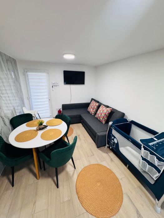 Fresh Time Apartment