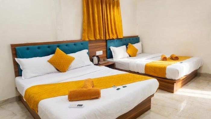 Hotel Glow Star - Near CSMT Railway Station & Hajj House - South Mumbai