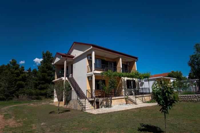 Family friendly seaside apartments Seline, Paklenica - 25504