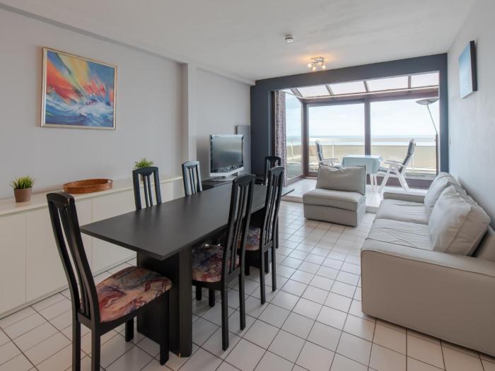 Apartment in Middelkerke near the Beach