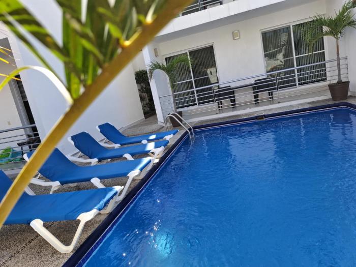 B1 Luxurious Condo a few meters from the beach, Ground floor