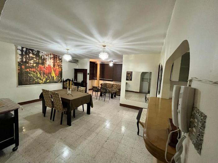 comfortable apartment north downtown gye