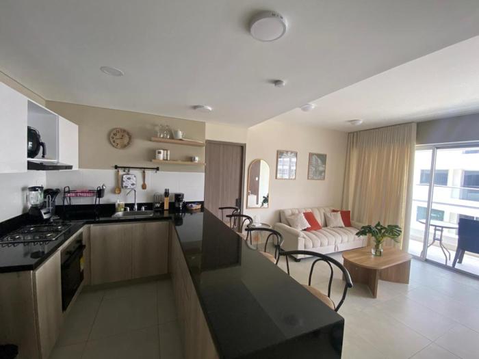 Pool , Private Beach Modern and Serene Apartment