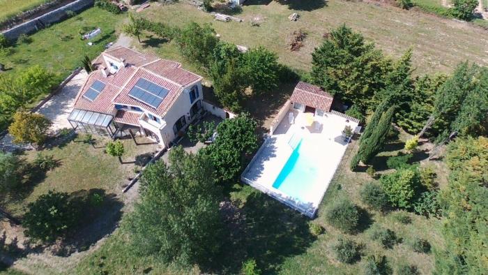 Belle villa cévenole avec piscine