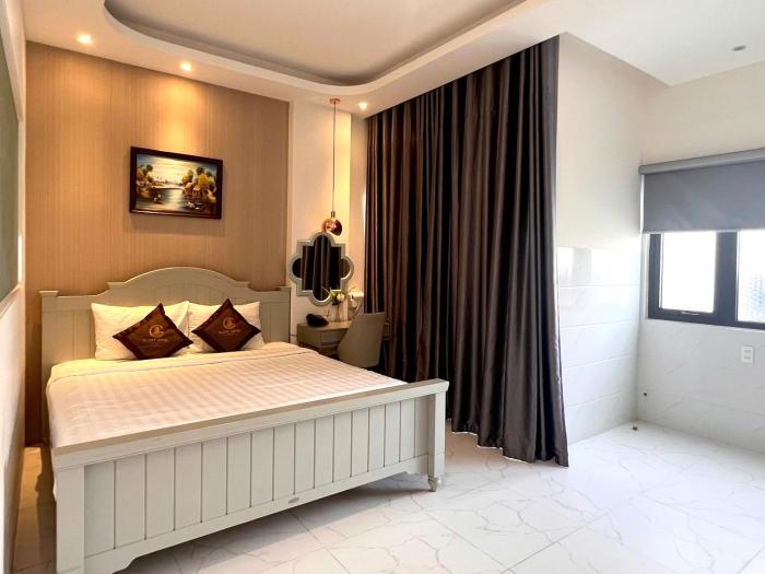 Glory Hotel