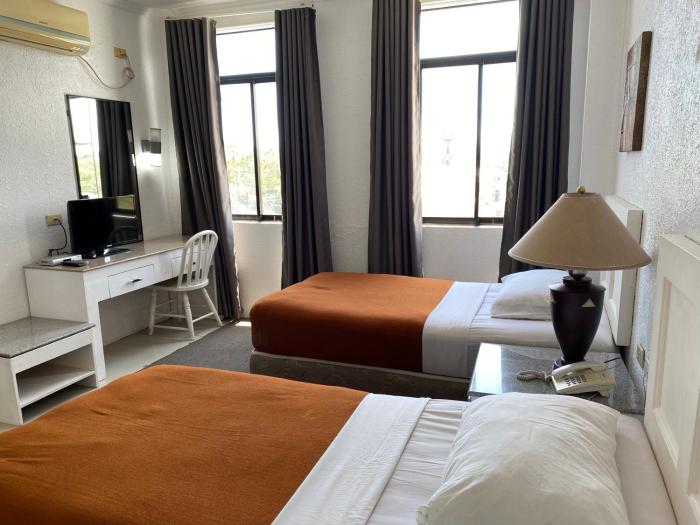 Stonestown Suites