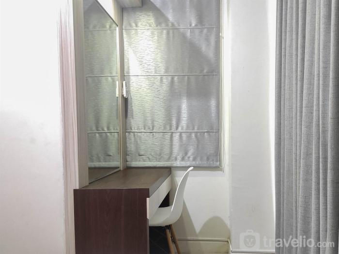 Chic and Cozy 2BR at Vida View Apartment By Travelio