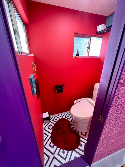 NEYA Men only are not allowed 男性のみ不可