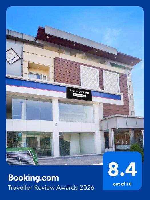Super Townhouse Oak Silver City Chowk Formerly HW Residency
