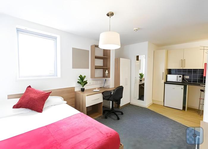 Student Only Premium Studio at Islington Near London Metropolitan University