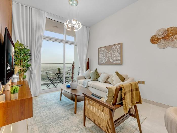 Upbeat 1BR in Arjan