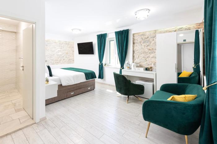 Lions Heritage Rooms