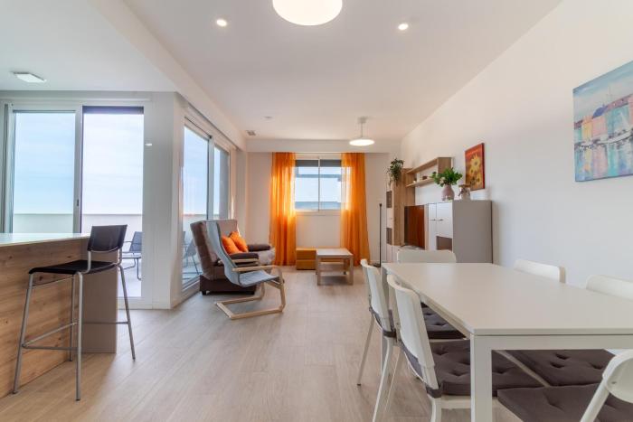 Global Vacacional, Moderno apartamento con piscina en Puerto de Sagunto