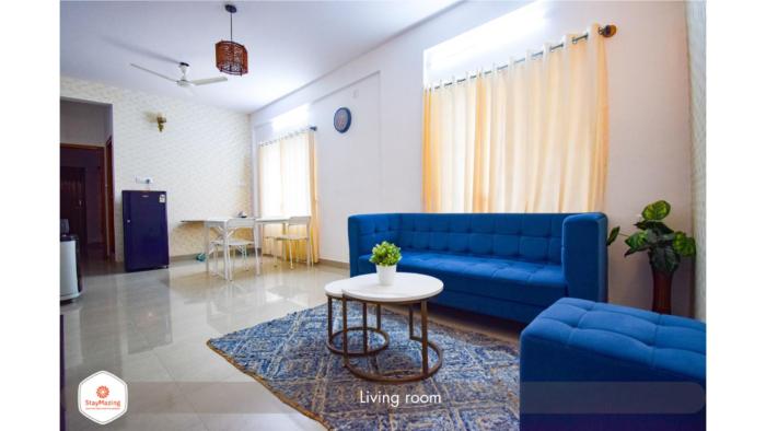 StayMazing Ferndale -1,2 & 3 BHK Private AC Serviced Apt with Balcony