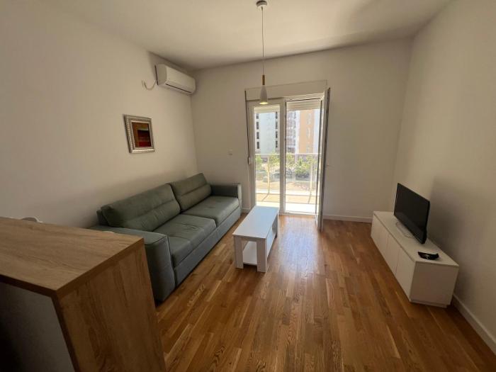 Central Economy Apartment