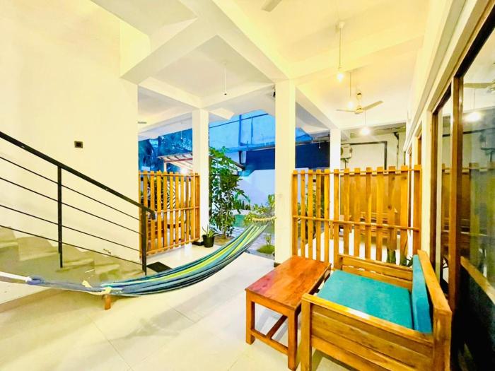 Surfzilla Hotel