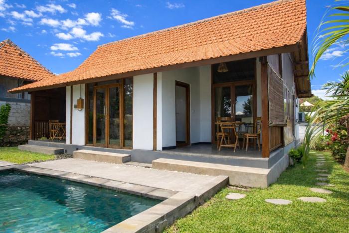 KETUT JOGLO 2 BR VILLA near PADANG-PADANG BEACH