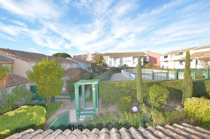 Bastides de lOliver 209, Appartement T2 cabine, Résidence avec piscine, à 300m de la plage