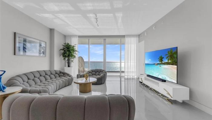 Stunning Modern Condo