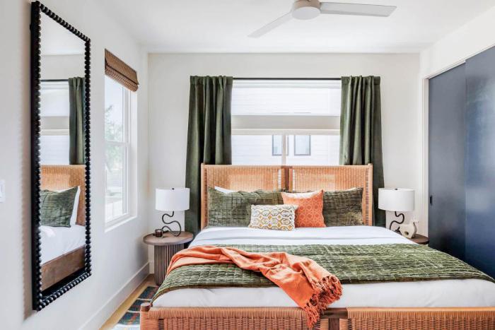 Two Luxury Austin Homes Hot Tubs & 10 Bedrooms