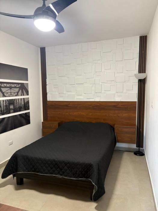 Cuarto independiente frente al museo del desierto