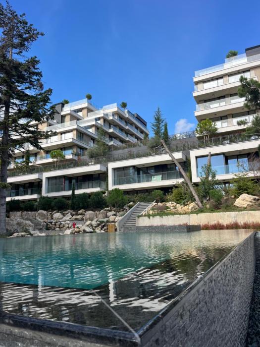 EXCLUSIVE Suites in AZUR Panorama