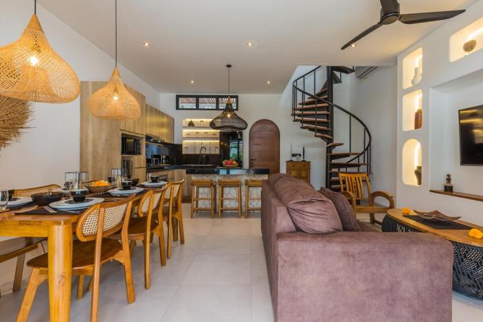 Villa Luna 4BR Dual Living, Pool & BBQ