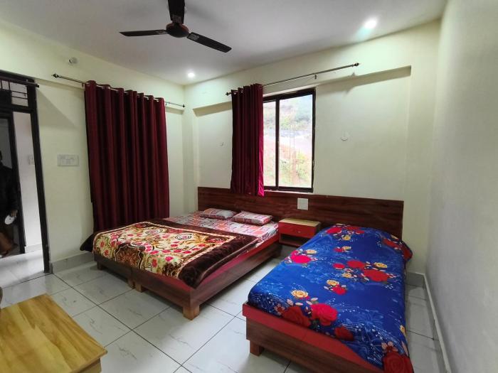Uma Homestay Pakhi