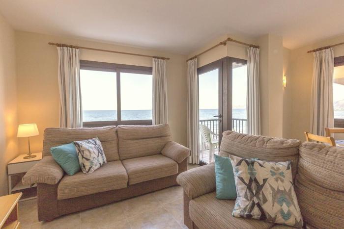 Apartamento con espectaculares vistas al mar