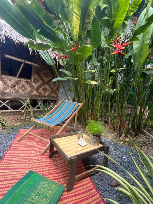 Olala Cafe and Bungalow