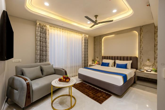 Hotel Anu Plaza - Newly Built Hotel With Parking Just 6 Mins from Connaught Place ,New Delhi Railway Station & Metro Station