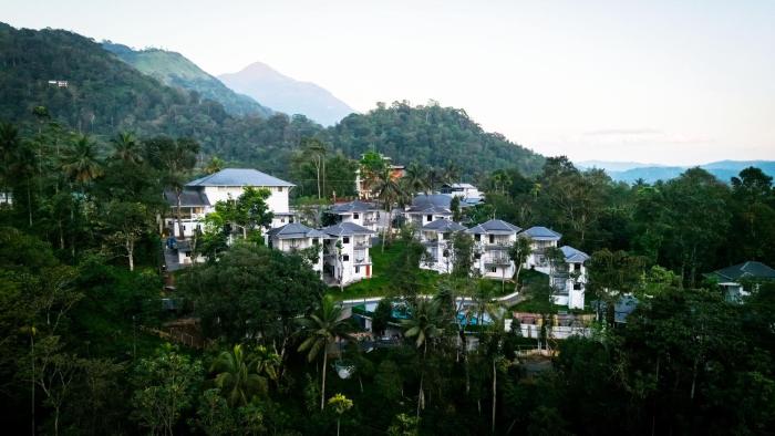 Eeleem Resorts and Spa, Munnar