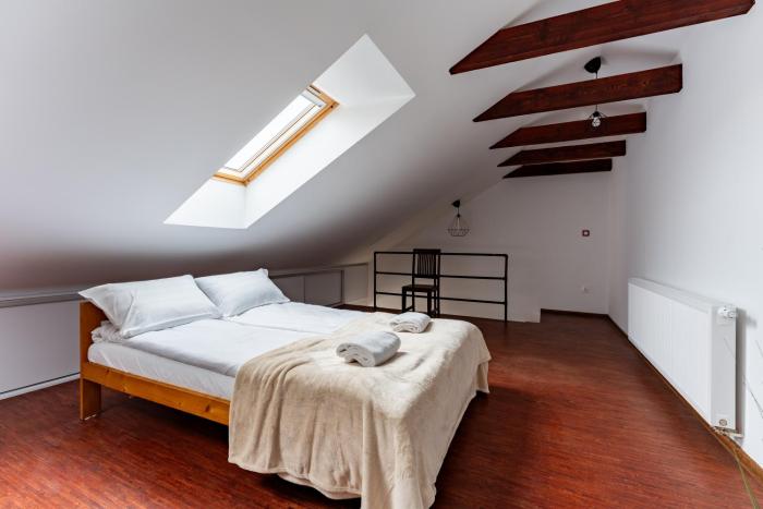 Bernadowo Comfy Apartment by BookingHost