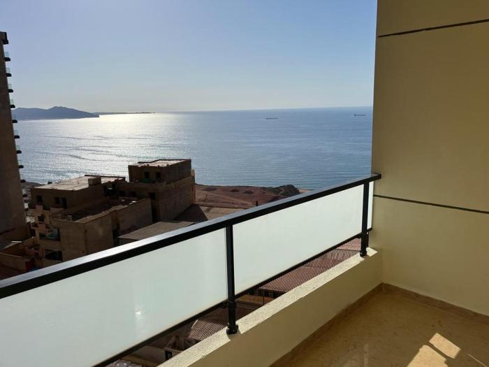 Appartment ORAN - el Akid Lotfi