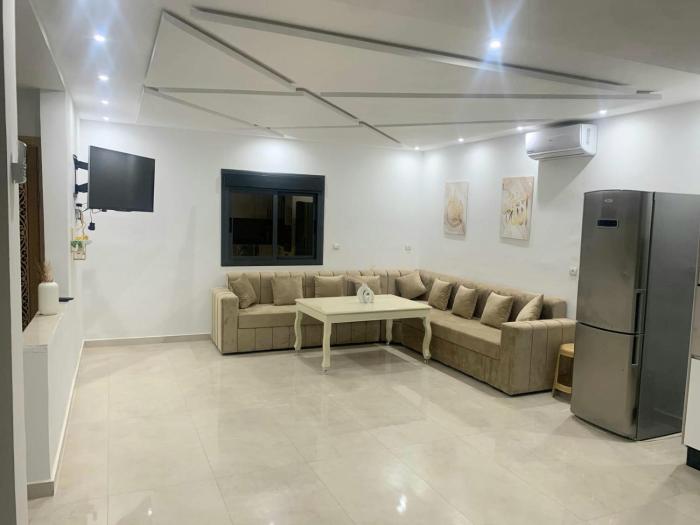 Appartement 3 pièces 800m de la plage Saidia WIFI et CLIM