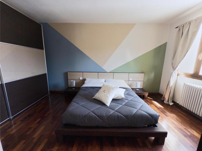 Urban Light 1Bedr, 1SofaBed, Central stay, Free Parking