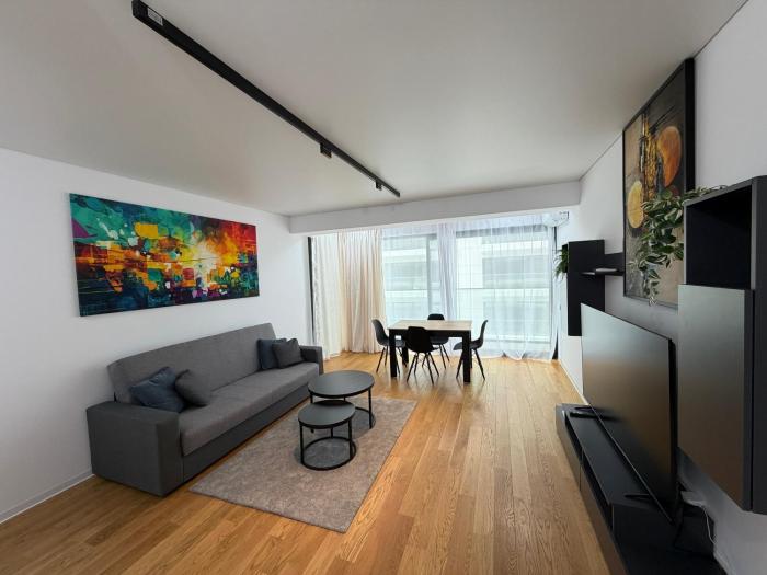 One-Bedroom Apartment with Sofa Bed and Balcony near Pipera Metro