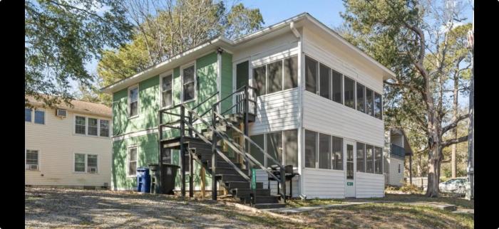 Ocean Breeze ground floor, walk to beach ,pets ok