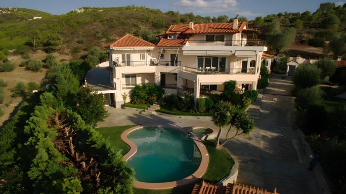 Ourdreamhouses Lake Hereou Loutraki