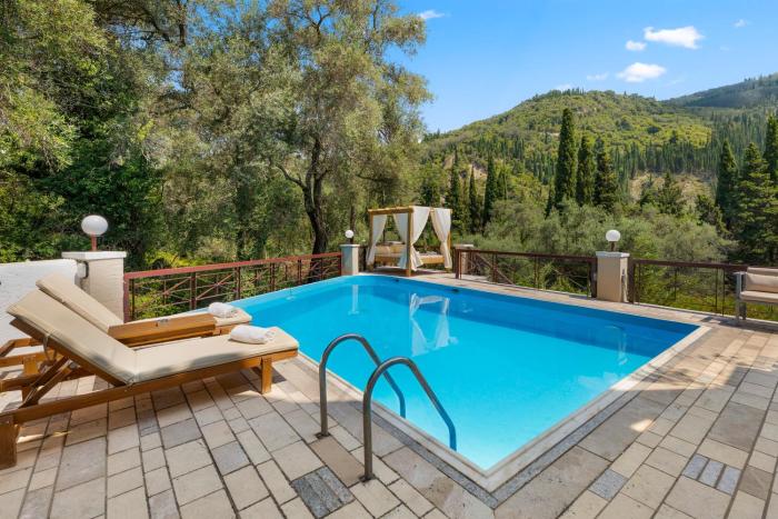 Doliva Studio with private pool