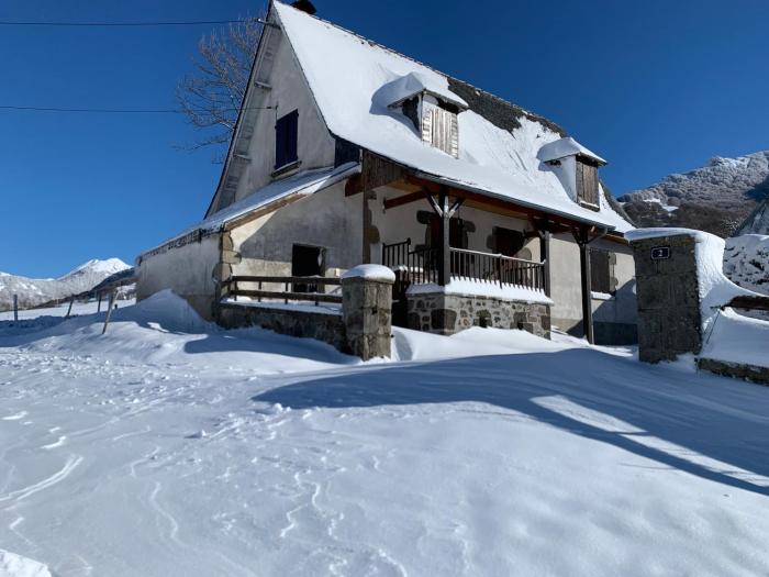 Gîte À La Ferme Au Puy Mary