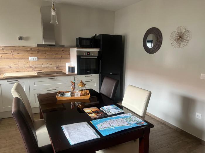 Downtown Accommodation 2BR