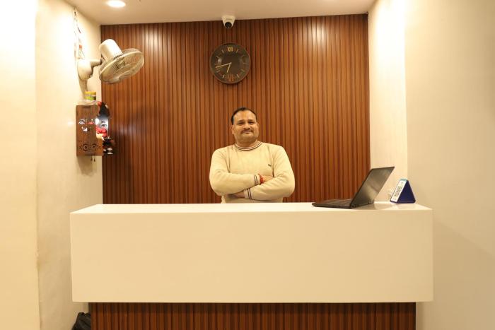 LUXURY ROOMS By HOTEL HARI PALACE