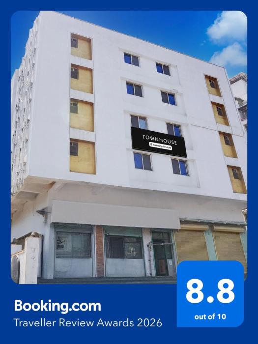 Super Townhouse Ambegaon Road Katraj Formerly White Castle