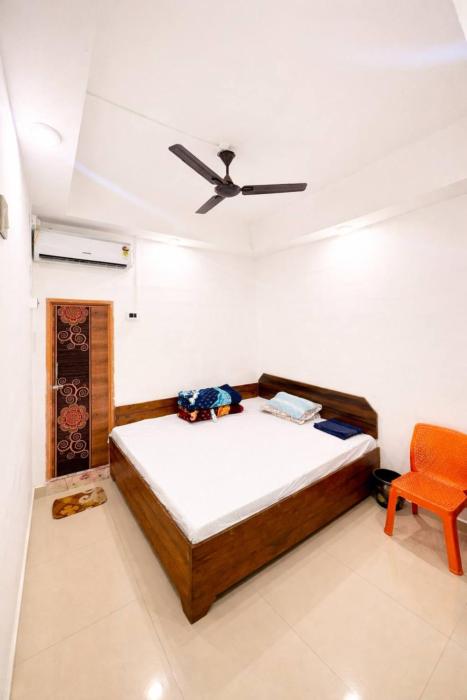 Mannat Lodge