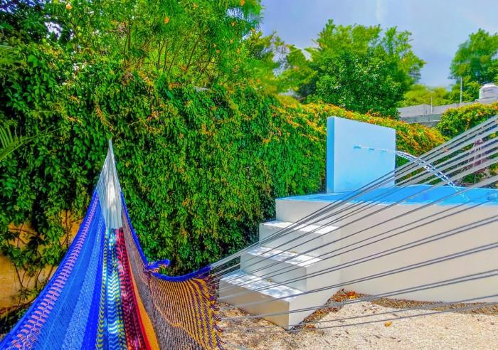 Casa Maya Villa with Private Pool Bar and Parking Merida
