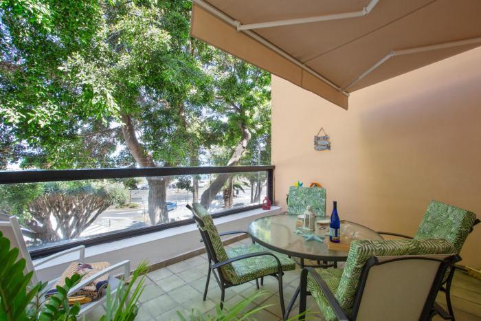 Apartment By The Sea
